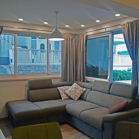 Apartments Rina - Kneze Račišće Buitenkant foto